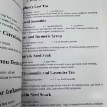 The Holistic Home Apothecary Health Enthusiasts English Paperback 1000+ Herbal Remedies Daily Wellness Guide Free Shipping